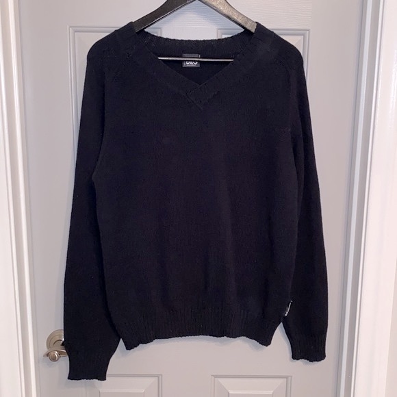 D&G Dolce & Gabbana Black V Neck Sweater Sz L